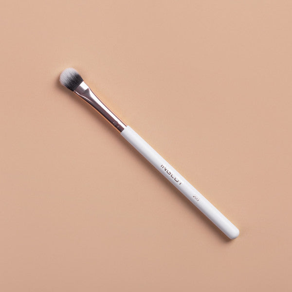 Brocha Plana para Sombras - Make Up Brush 205 - Inglot - 2